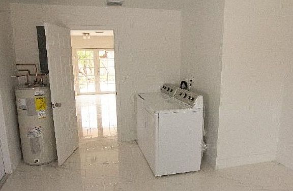 5th image of 6131 Sw 93 Avenue