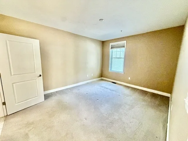 855 Main St #33 — Photo 38