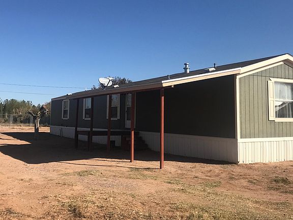 4th image of 866 Desert Ln