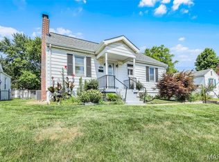 9505 Mackenzie Rd, Saint Louis, MO 63123