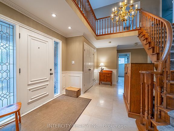3rd image of 131 Torran Rd