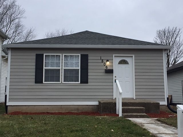 1st image of 1806 Westview Dr