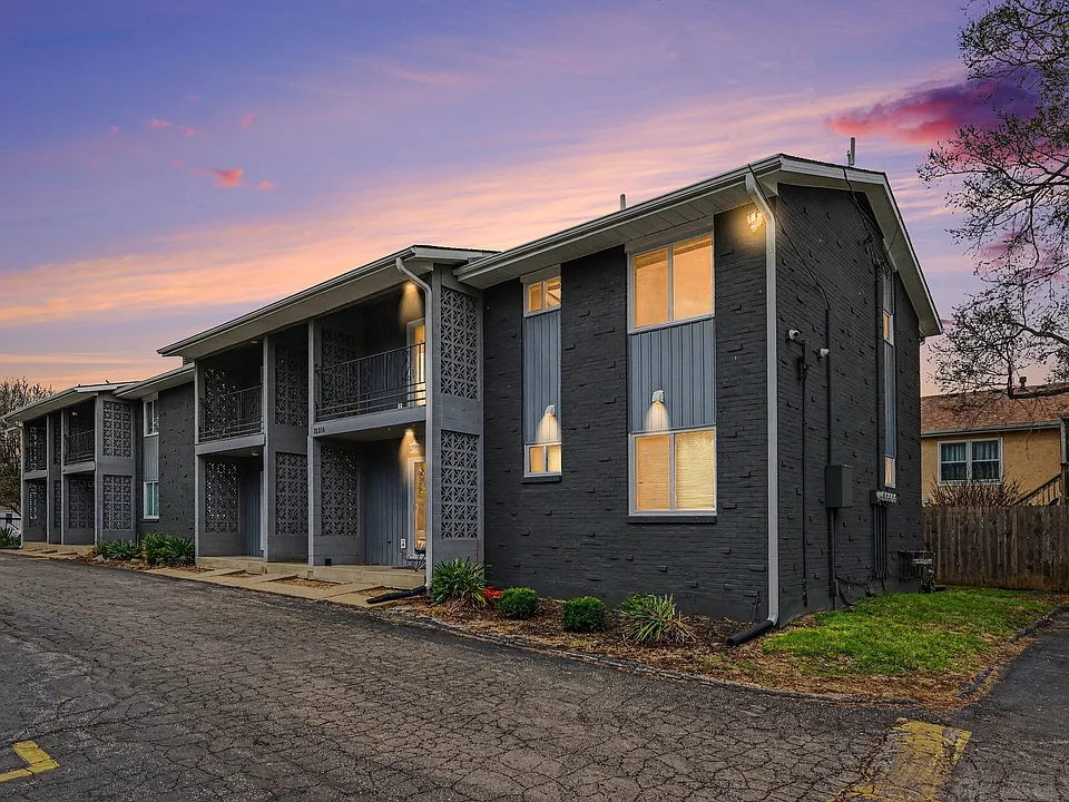 Brentwood Apartments