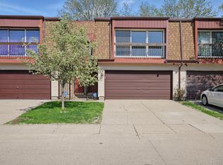 25030 Sherwood Cir, Southfield, MI