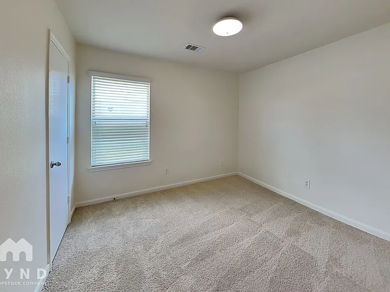 4103 Oakview Creek Ln — Photo 17
