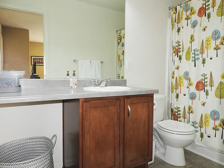 3595 Akron St — Photo 13