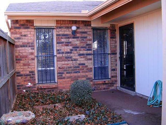 2nd image of 12210 Greenlea Chase W