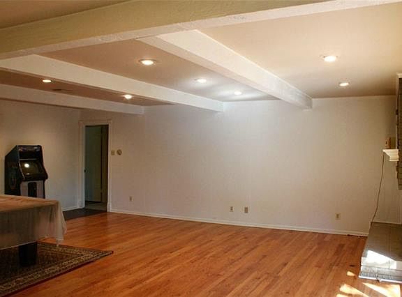 5th image of 3118 Flowerdale Ln