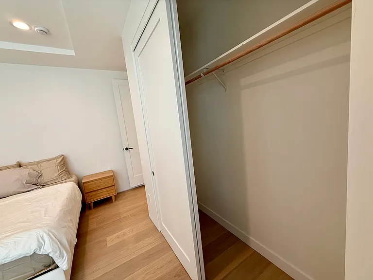 941 Greenwich St #939 — Photo 34