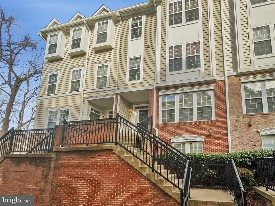 1st image of 11586 Cavalier Landing Ct #B-803b