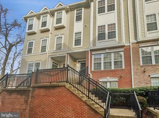 11586 Cavalier Landing Ct #B-803B, Fairfax, VA 22030