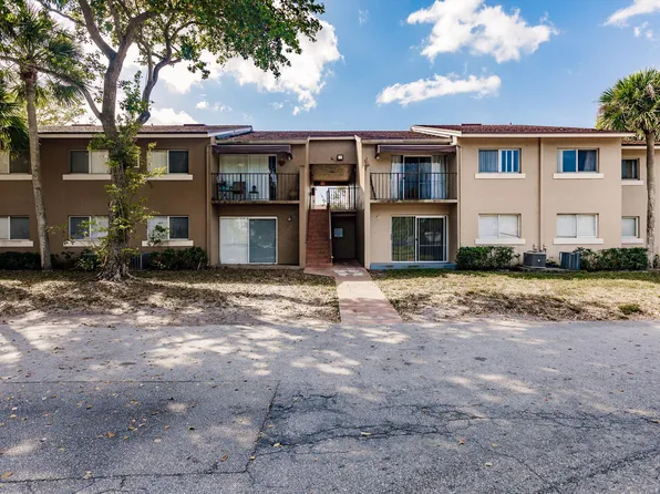 1186 Lake Terry Drive #O, West Palm Beach, FL 33411