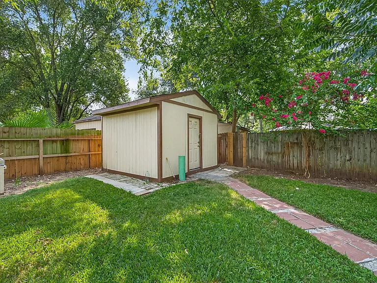 5323 Windsong Trl — Photo 28