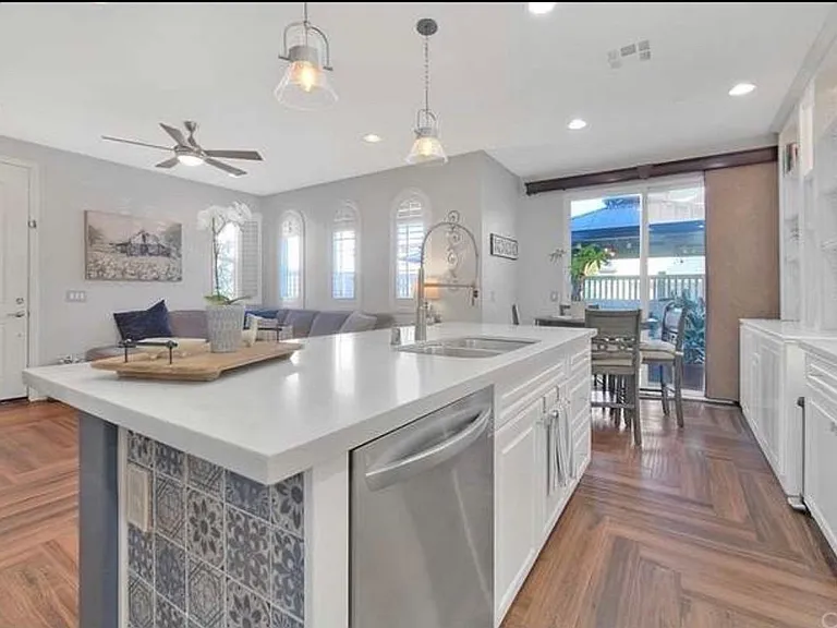 44082 Calle Luz — Photo 4