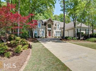 501 Knoll Point, Woodstock, GA 30189