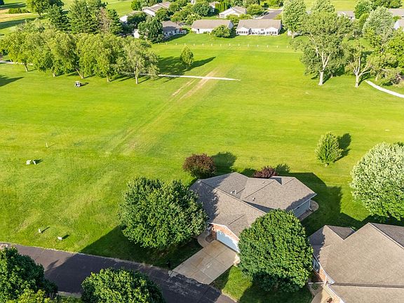 2nd image of 2726 Greenway Dr