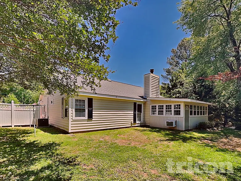 8701 Brookstead Dr — Photo 16