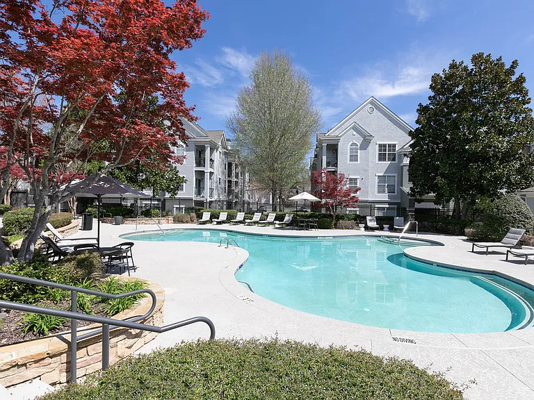 Deerfield Village — Photo 9