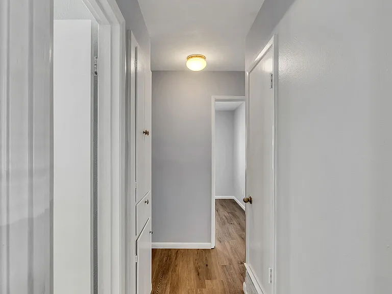 716 Melrose Dr — Photo 12