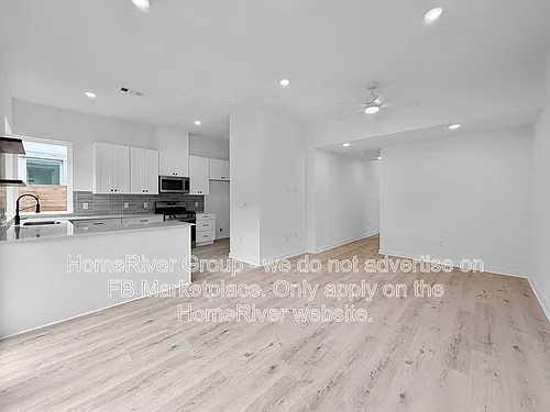 5107 E Riverside Dr Photo 1 5107 E Riverside Dr Photo 1