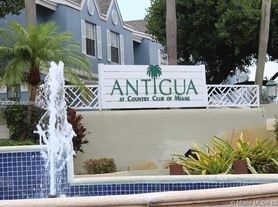 17505 NW 67th Pl, Hialeah, FL