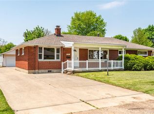 701 Geron Dr, Springfield, OH 45505