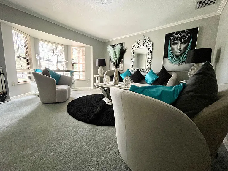 1102 S Sugartree Dr — Photo 28