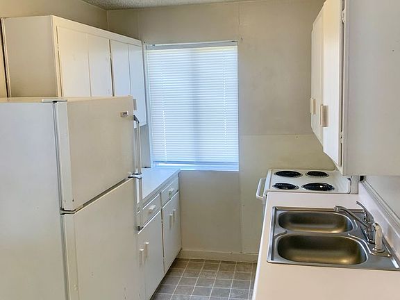 2nd image of 333 Bryan Ave #4