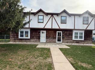 8 Reade St #A, Monroe Township, NJ 08831