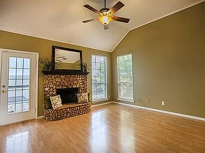 2nd image of 944 Golden Grove Dr