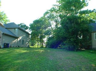 4408 Woodward Ave, Downers Grove, IL 60515