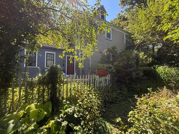 4 Mary Leal Lane, East Sandwich, MA 02537