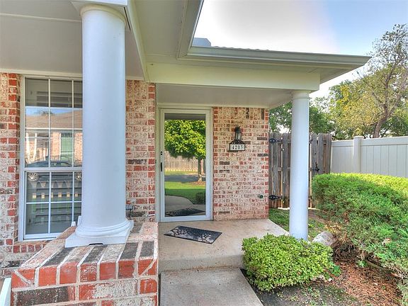 4th image of 4203 Mariner Dr