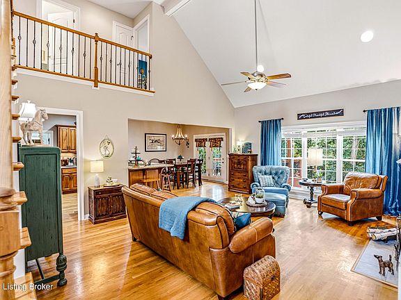 5th image of 13723 Windy Haven Way