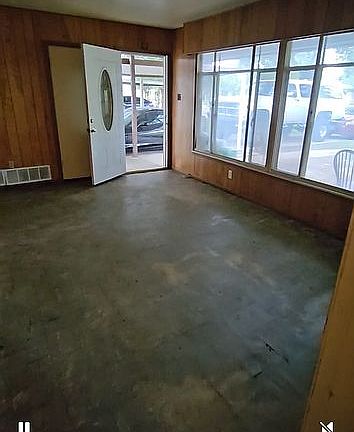 2nd image of 242 W Green Way Ave