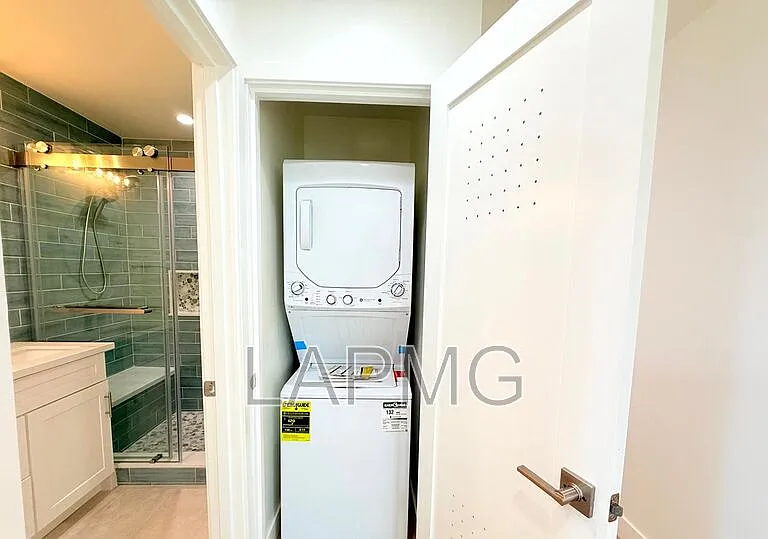 10839 Fellows Ave #10839 — Photo 29