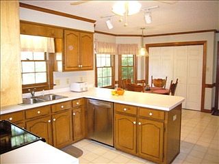 5th image of 207 Mint Ct