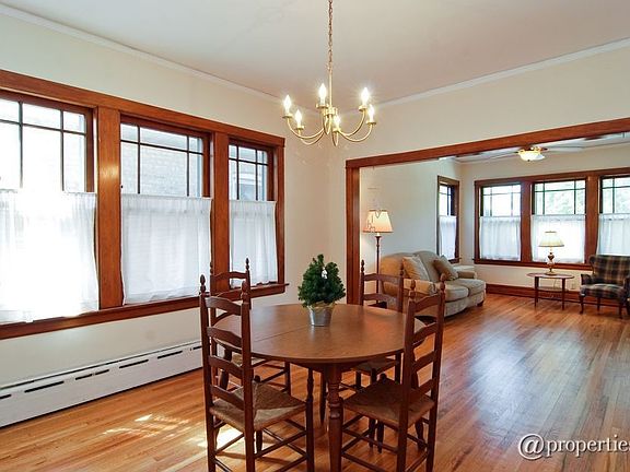 Living Room/Dining Room