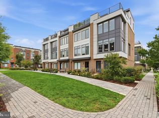 16143 Columbus Ave, Derwood, MD 20855