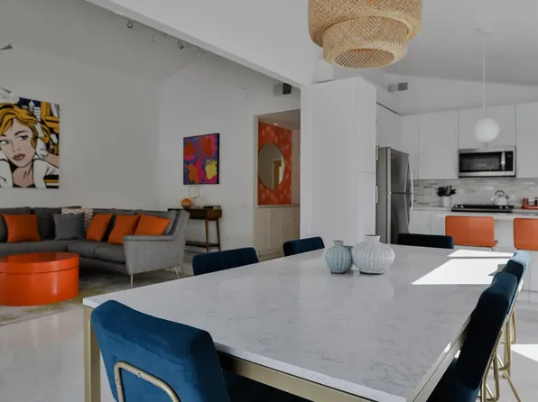 900 S Nueva Vista Dr, Palm Springs, CA 92264