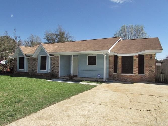 1st image of 816 Lavon Dr