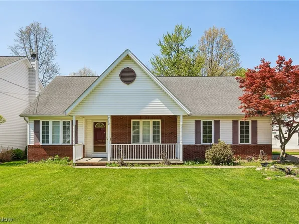 710 Erie Rd, Eastlake, OH 44095