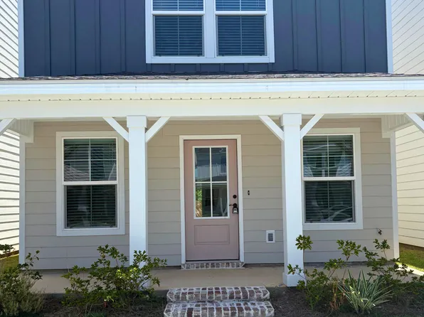 142 Coral Breeze Dr, Biloxi, MS 39531