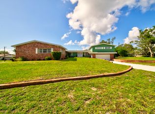 89 Fairglen Dr, Titusville, FL 32796