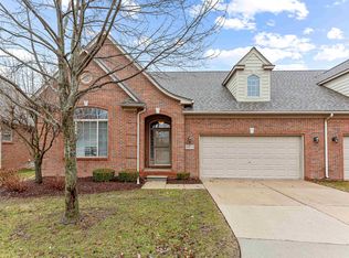 49514 Sable Creek Dr, Macomb, MI 48042