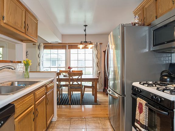 5th image of 1682 Williamsburg Ct APT D