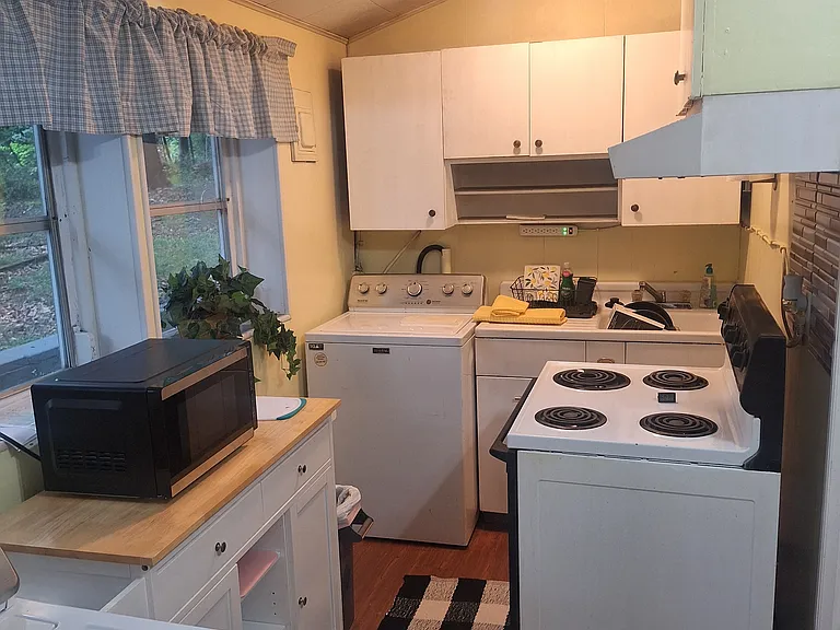 178 Huckleberry Ln — Photo 5