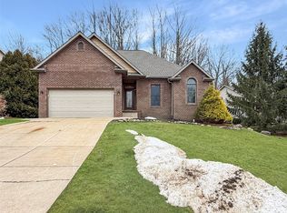 5821 Forest Xing, Erie, PA 16506