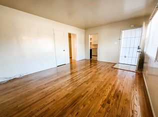 11714 Lakewood Blvd #1/2, Downey, CA 90241