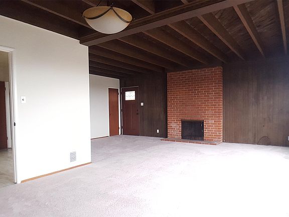 5th image of 105 Morningside Dr